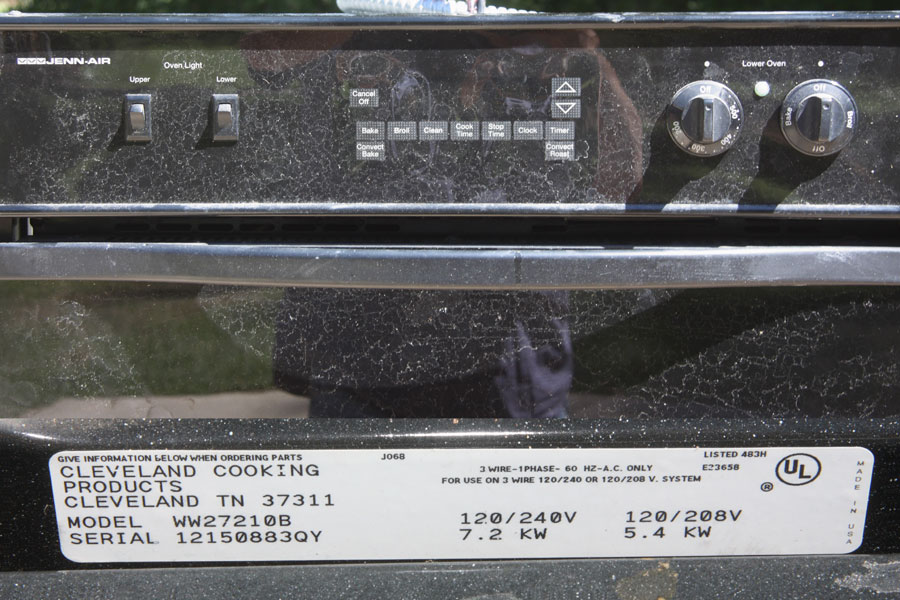 Jenn-Air Double Oven, Model No.: WW27210B with SN: 12150883QY