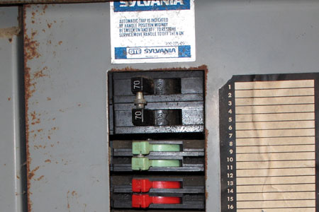 GTE-Sylvania/Zinsco Panel Box