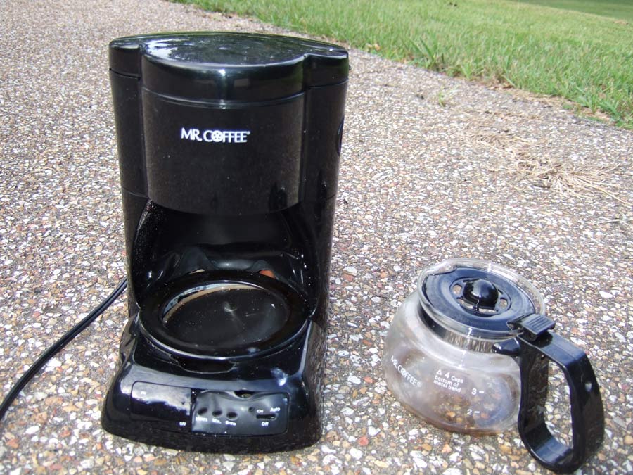 Mr. Coffee DR4 4-Cup Pause'N Serve Coffee Maker - , Inc.