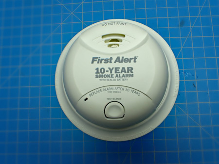 Front of BRK SA340 Smoke Alarm.