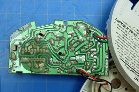 Back of PC Board in Kidde Model 0915 Smoke Alarm