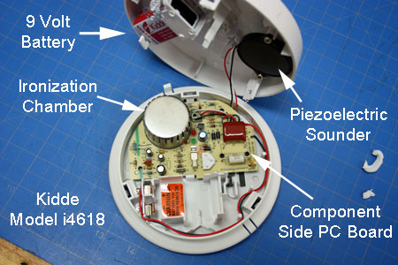 Components in Kidde i4618A Smoke Alarm.